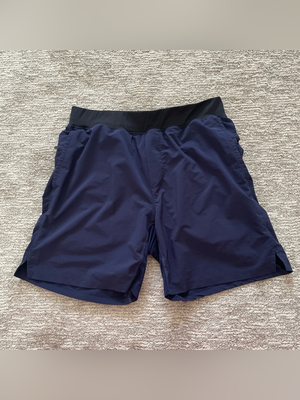 Fabletics The Franchise Short L Navy Blue Size Medium 7” Inseam Athletic Stretch
